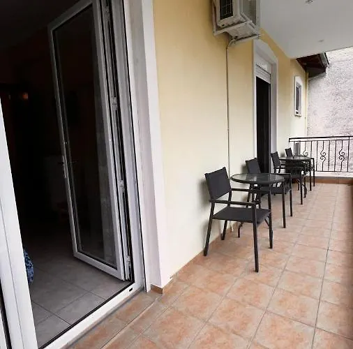 Teo's House 2 卡兰巴卡